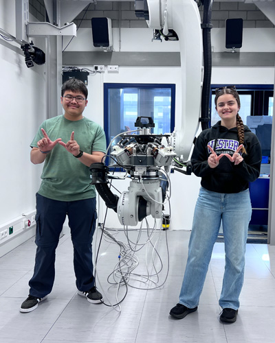two students from different universities collaborating 