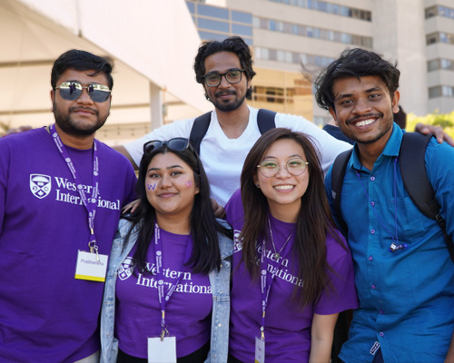 students smilling at orientation